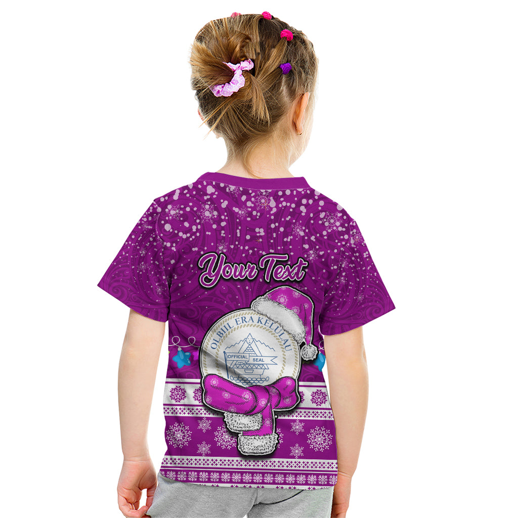 Personalised Palau Christmas Kid T Shirt Snowman Hugs Palau Coat of Arms Maori Pattern Pink Style LT03 - Polynesian Pride