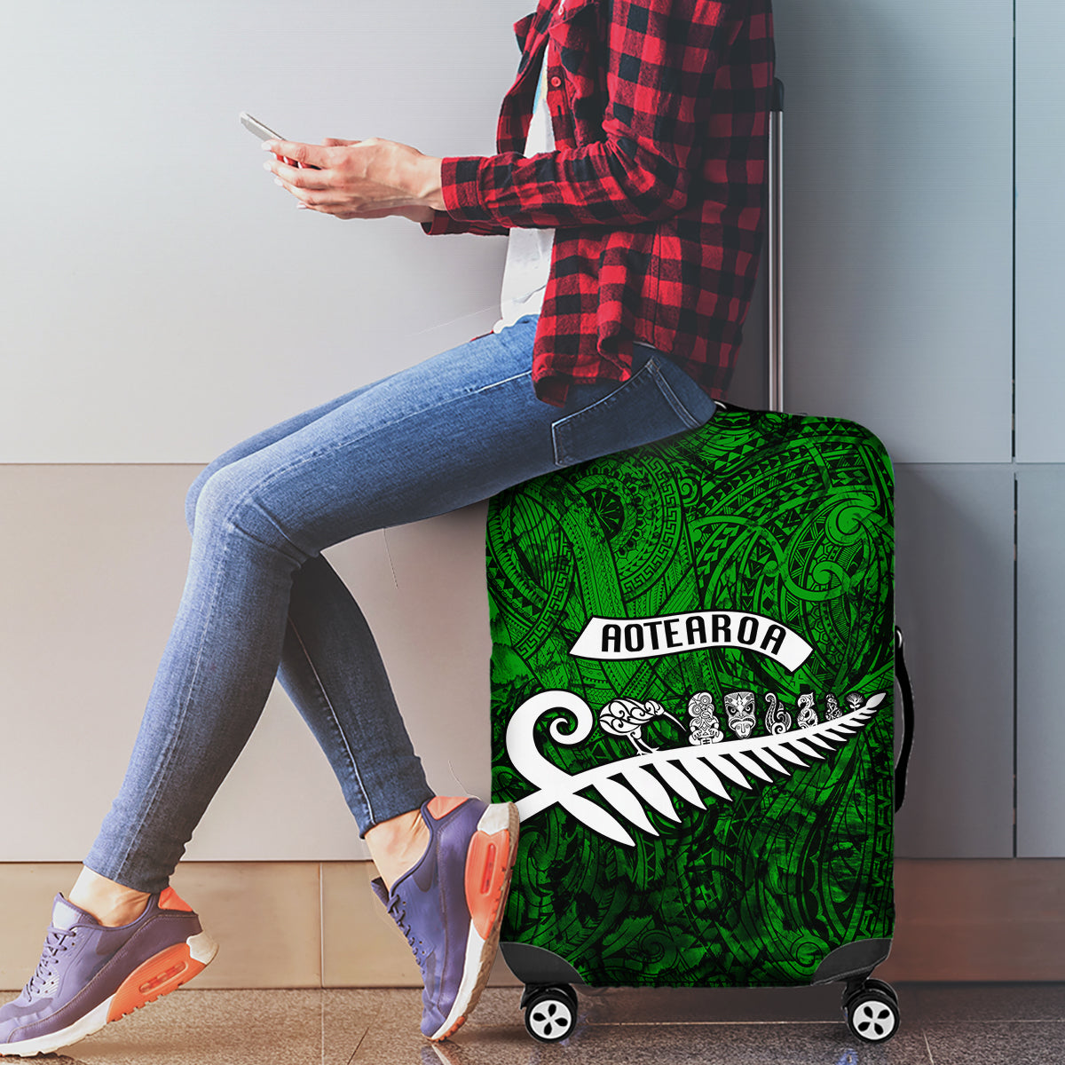 New Zealand Luggage Cover Silver Fern and Maori Symbols Papua Shell Green Style LT03 - Polynesian Pride