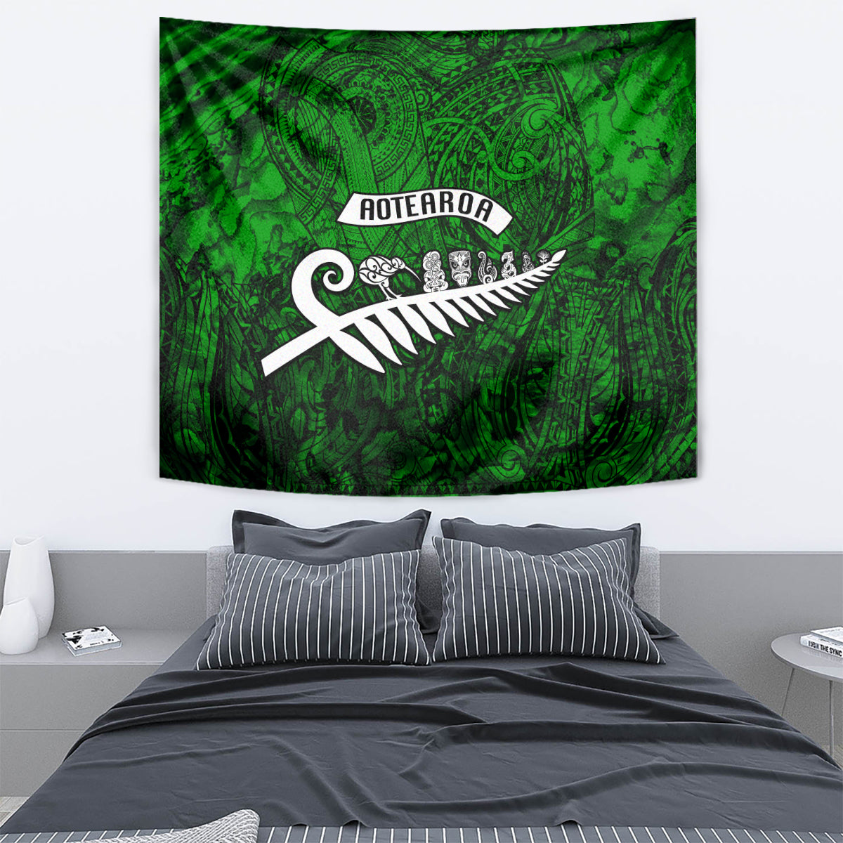 New Zealand Tapestry Silver Fern and Maori Symbols Papua Shell Green Style LT03 - Polynesian Pride