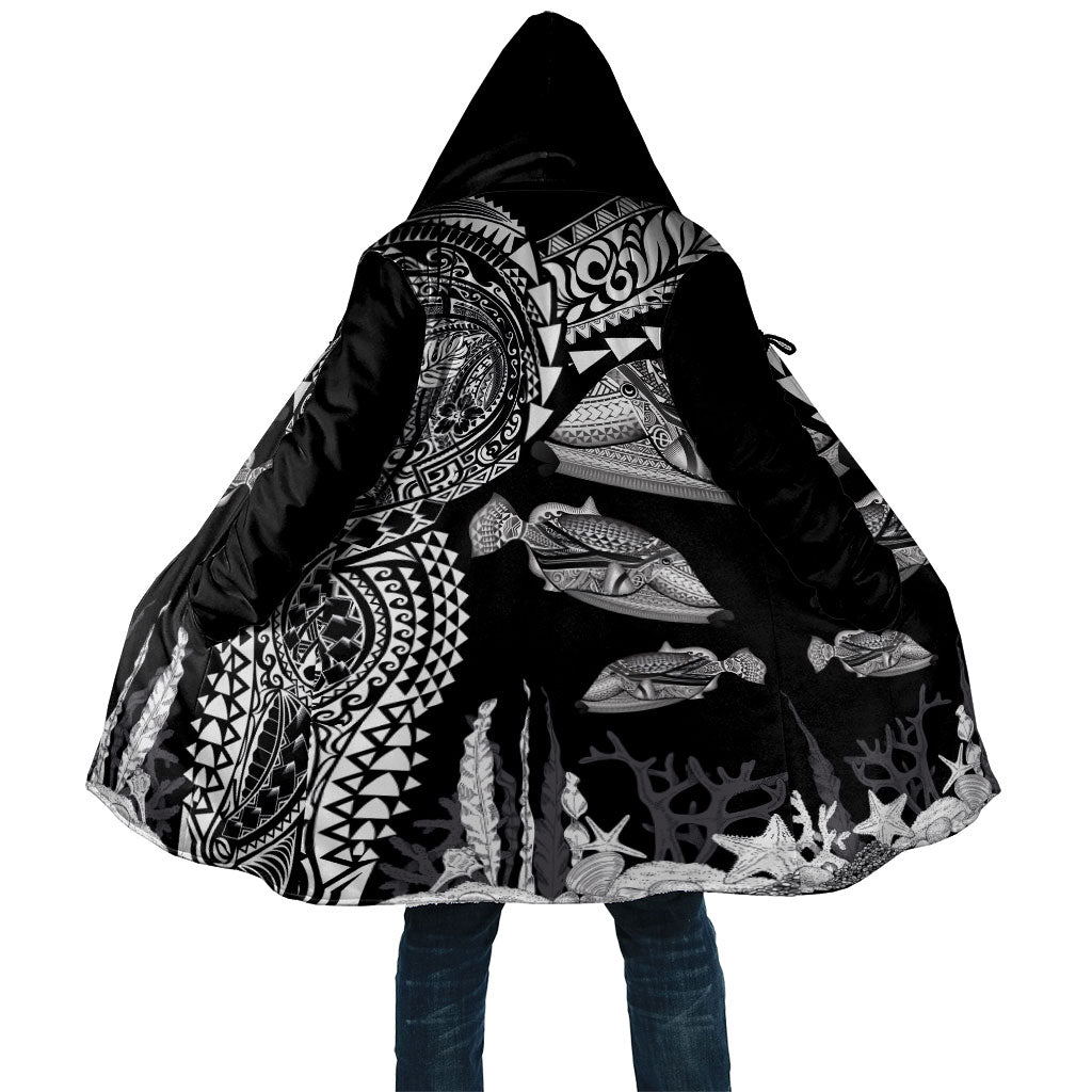 Hawaiian Reef Triggerfish Cloak Polynesian Art with Tribal Humuhumunukunukuapua'a LT03 Unisex Black - Polynesian Pride