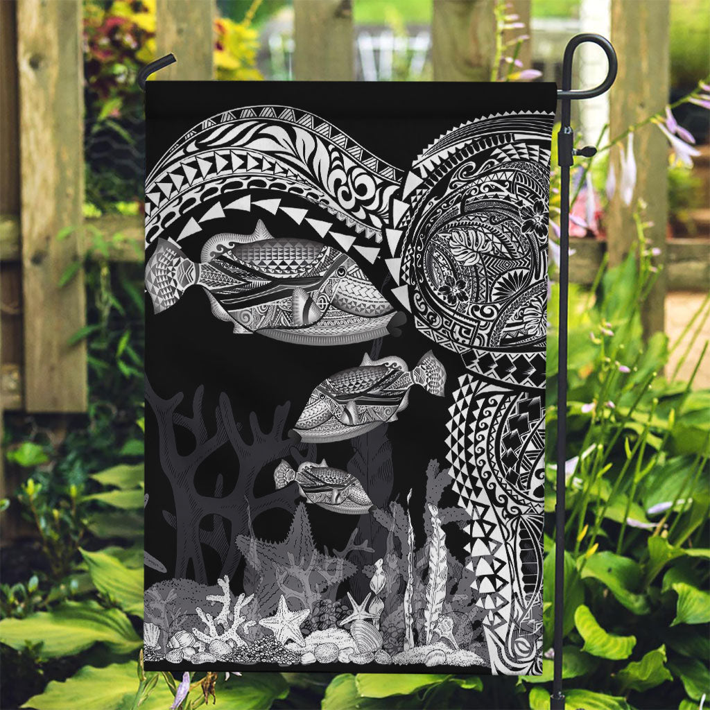 Hawaiian Reef Triggerfish Garden Flag Polynesian Art with Tribal Humuhumunukunukuapua'a LT03 Garden Flag Black - Polynesian Pride