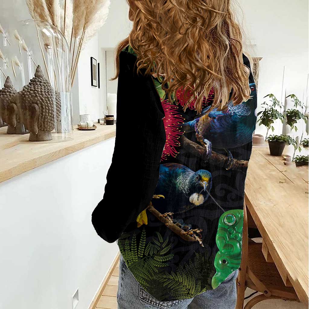 New Zealand Tui Women Casual Shirt Guardians of the Hei Tiki - Maori Art and Plants