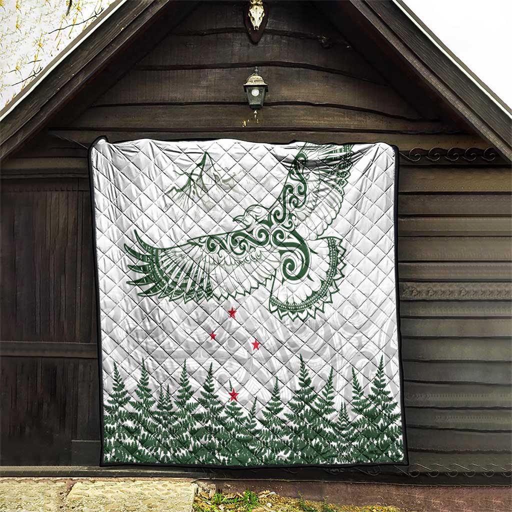 New Zealand Kea Bird Quilt Maori Tattoo and Silver Fern Green Color LT03 - Polynesian Pride