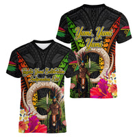 Vanuatu Independence Day Women V-Neck T-Shirt Boars Tusk and Melanesian Warrior Indipendens Dei