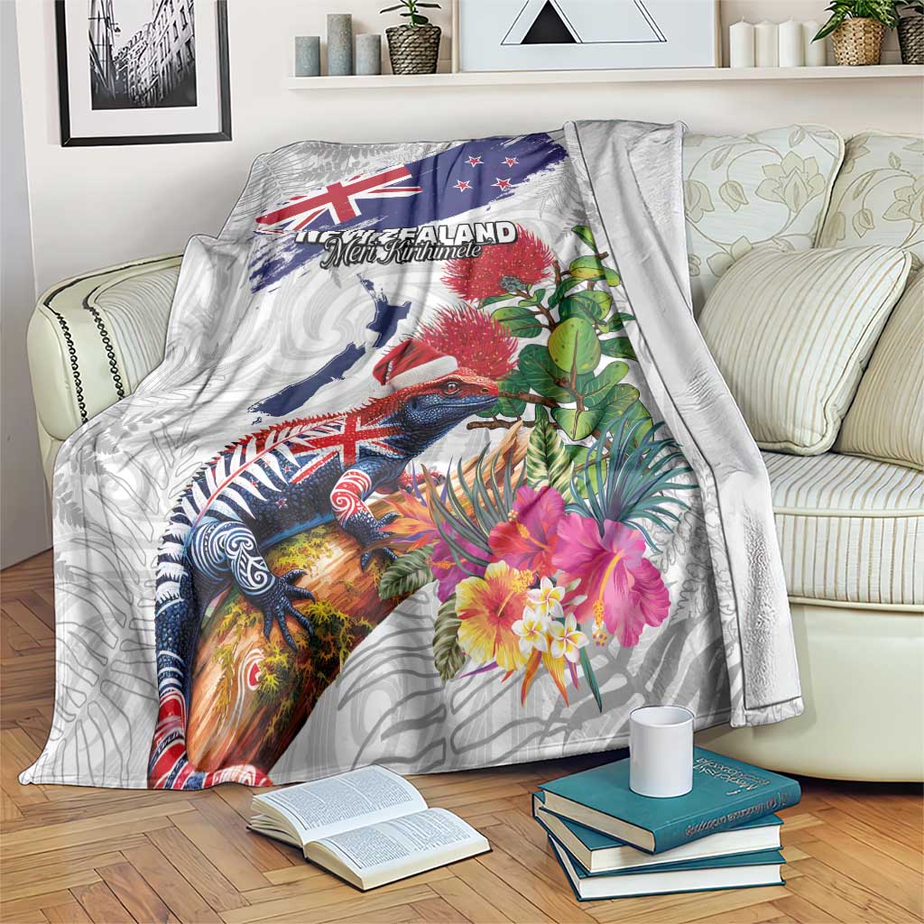 New Zealand Christmas Blanket Meri Kirihimete-Tuatara and Pohutukawa White Color