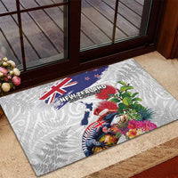 New Zealand Christmas Rubber Doormat Meri Kirihimete-Tuatara and Pohutukawa White Color