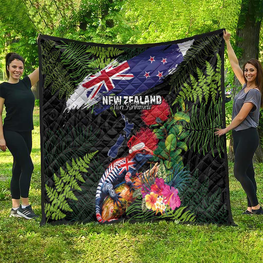 New Zealand Christmas Quilt Meri Kirihimete-Tuatara and Pohutukawa Black Color