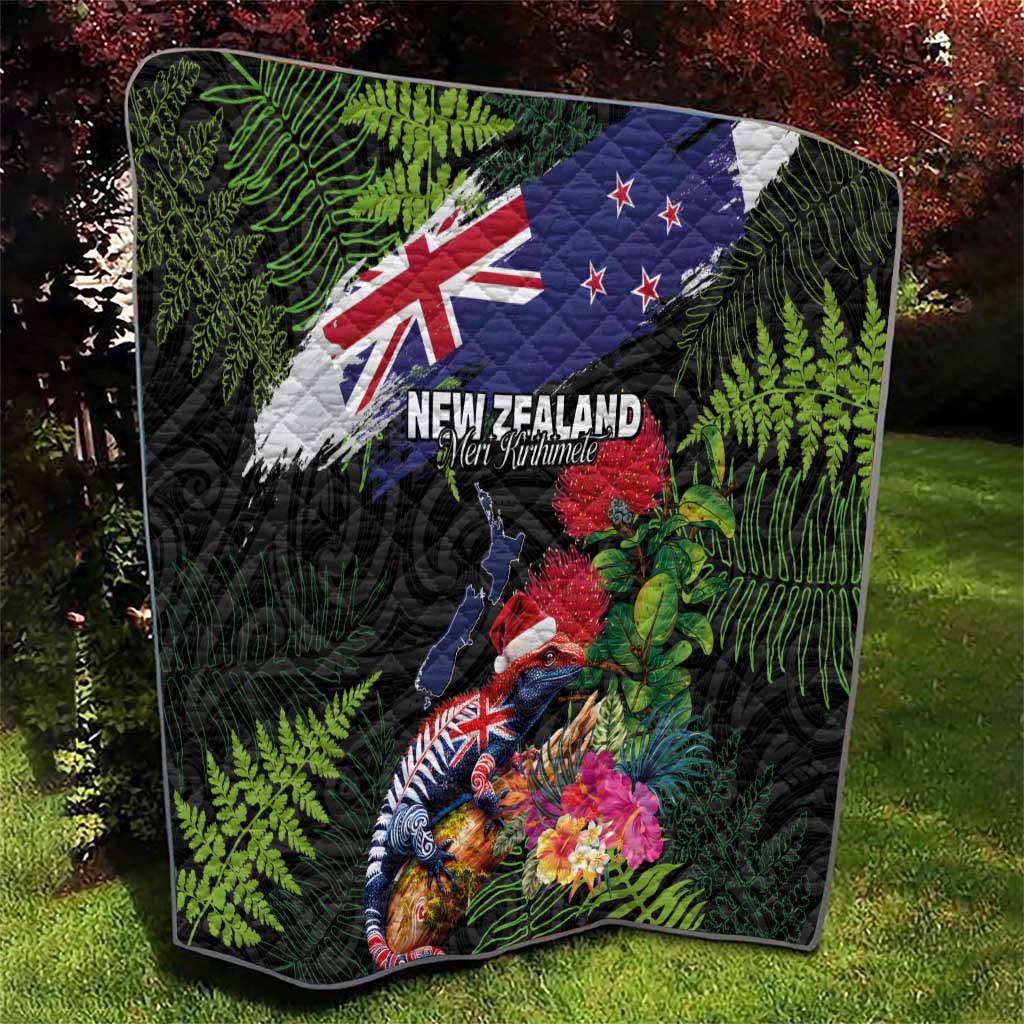 New Zealand Christmas Quilt Meri Kirihimete-Tuatara and Pohutukawa Black Color