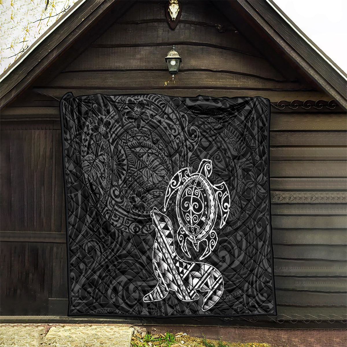 Hawaii Monk Seal and Dolphin Quilt Polynesian Kakau Pattern Black White Color