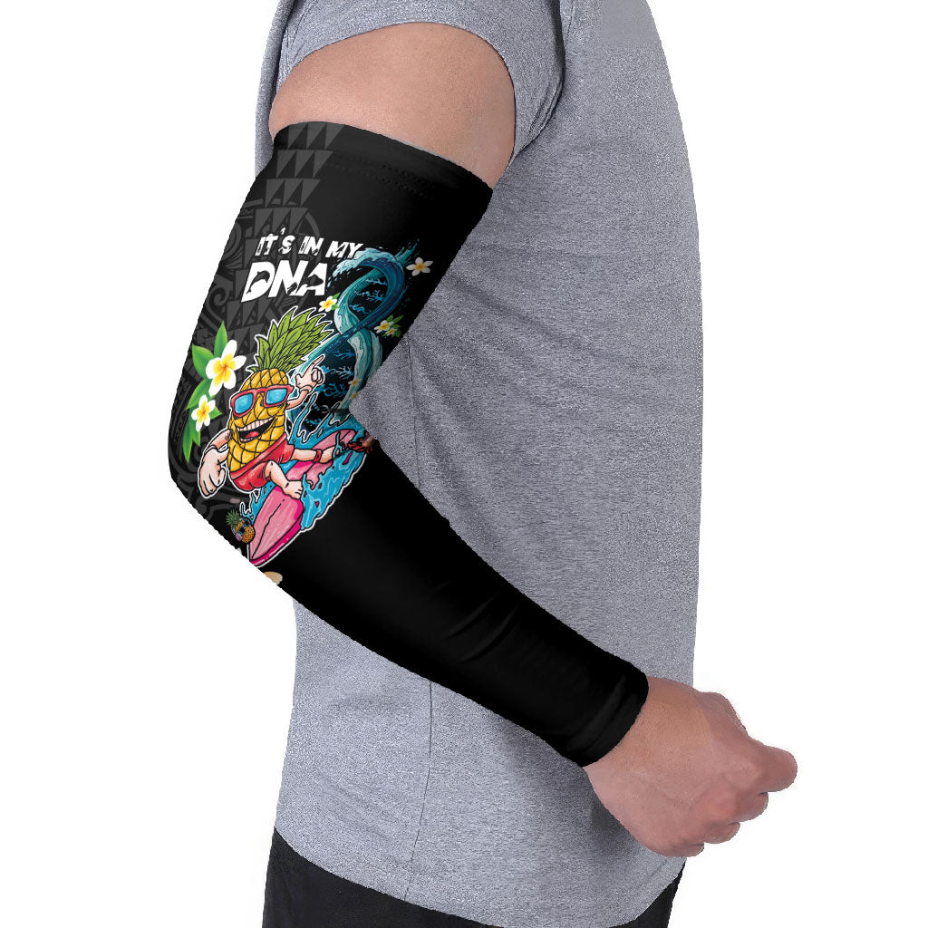 Hawaii Pineapple Surfing Arm Sleeves It's in My DNA - Kakau and Polynesian Pattern LT03 - Polynesian Pride