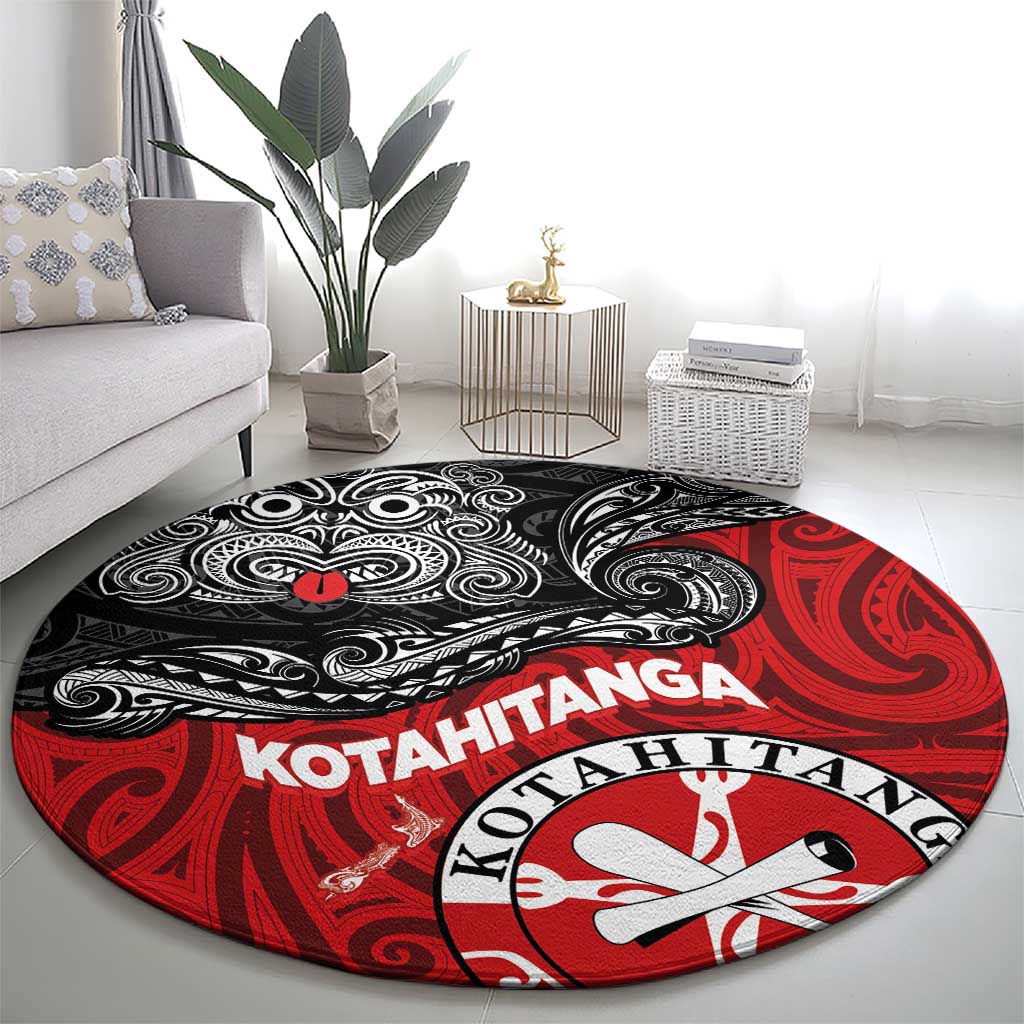Maori Kotahitanga Round Carpet Aotearoa Spirit with Maori Mask and Polynesian Art Tattoo