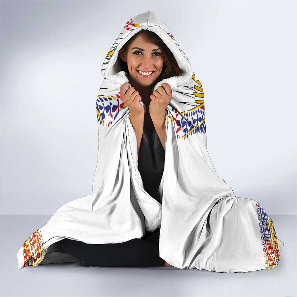 Haiti Flag Traditional Dashiki Hooded Blanket White Color - Polynesian Pride