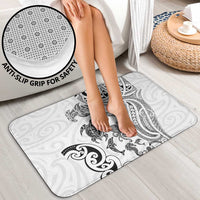 New Zealand Sea Animals with Maori Tribal Tattoo Bathroom Set White Color