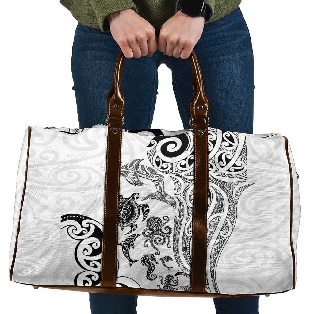 New Zealand Sea Animals with Maori Tribal Tattoo Travel Bag White Color LT03 White - Polynesian Pride