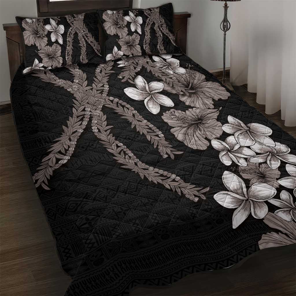 Hawaiian Tropical Flowers and Maile Pikake Quilt Bed Set Polynesian Tribal Pattern Grayscale Mode