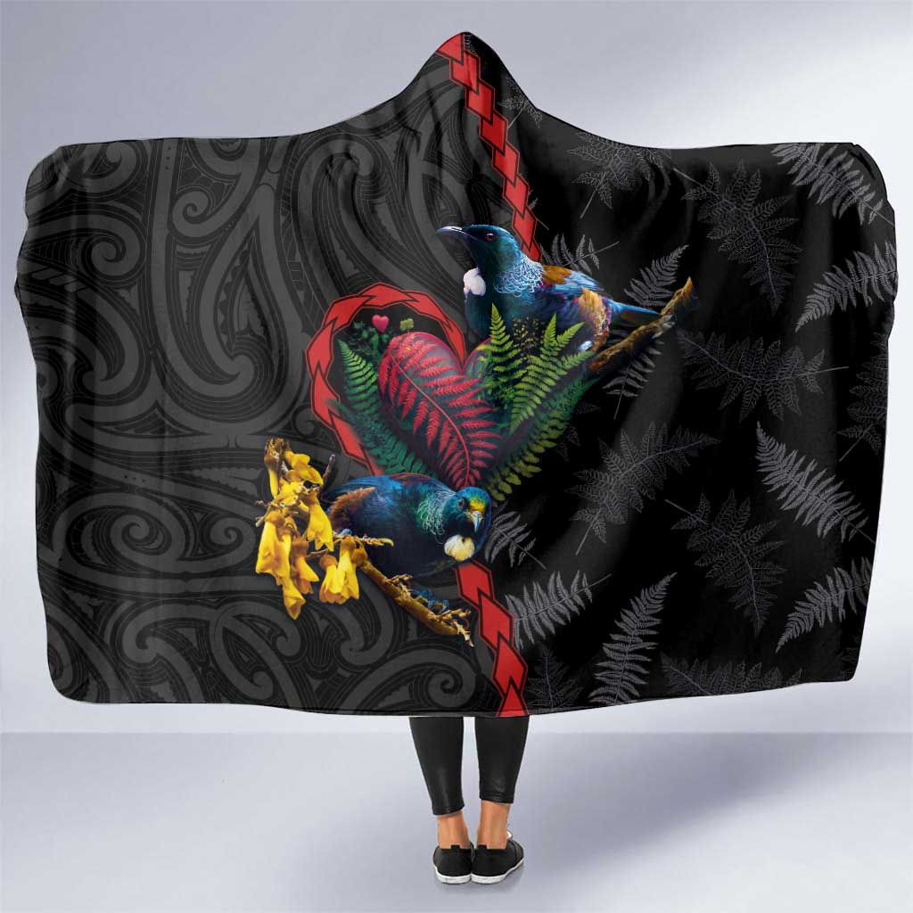 New Zealand Tui Birds Love Couple Hooded Blanket The Heart of Silver Fern Leaves and Maori Tattoo Pattern