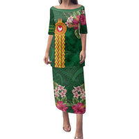 Personalised Manuʻa Islands Family Matching Puletasi and Hawaiian Shirt Polynesian Style with Rooster Tattoo and Tropical Plants LT03 Mom's Dress Green - Polynesian Pride