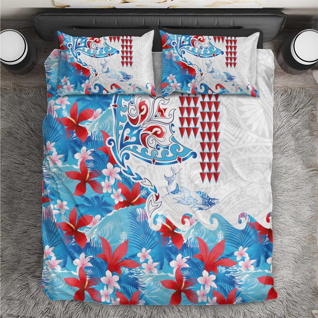 Hawaiian Tribal Manta Ray Bedding Set Kakau Tattoo and Flowers Surfing Waves Pattern Ocean Color
