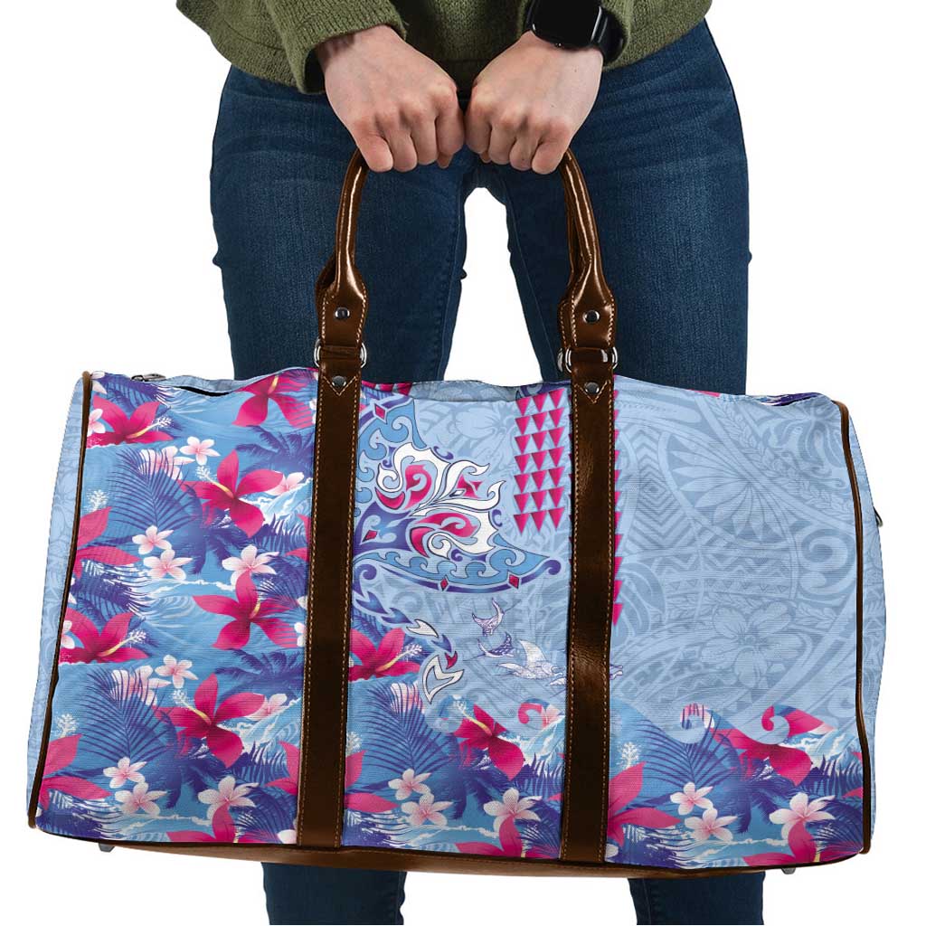 Hawaiian Tribal Manta Ray Travel Bag Kakau Tattoo and Flowers Surfing Waves Pattern Soft Color