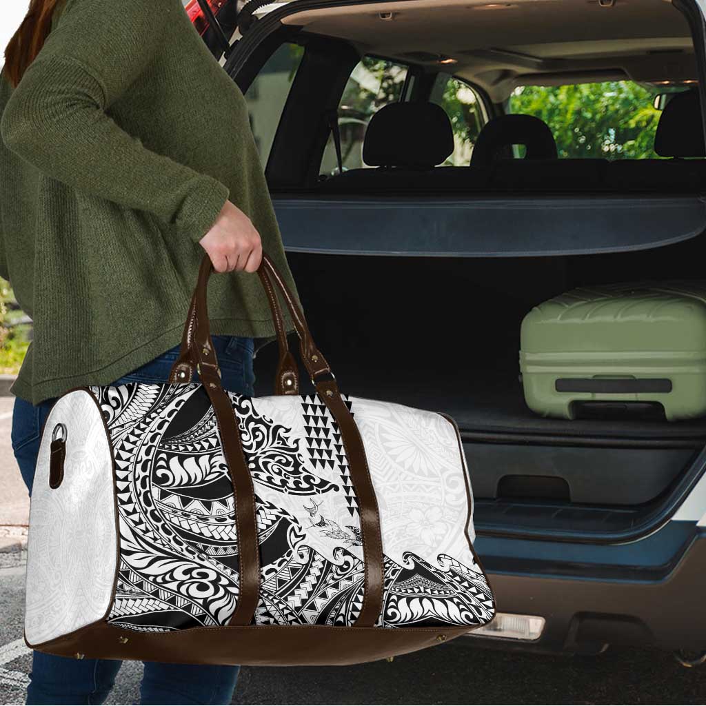 Hawaiian Tribal Manta Ray Travel Bag Kakau Tattoo and Polynesian Art Motif Pattern