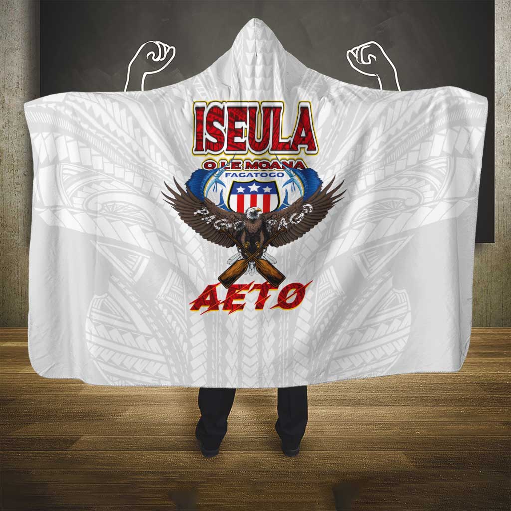 American Samoa Fautasi Hooded Blanket Pago Pago Aeto and Iseula o le Moana of Fagatogo White Color - Polynesian Pride