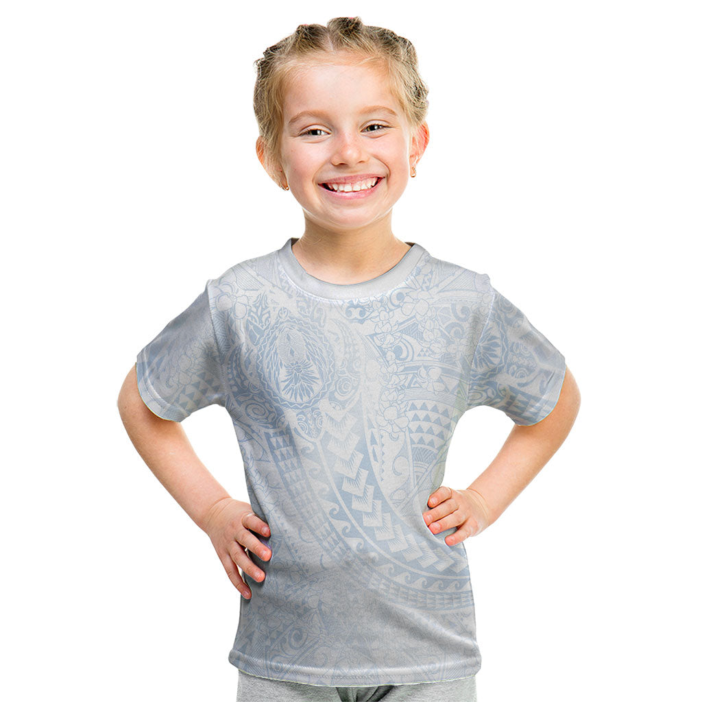 Hawaiian Turtles and Leis Kid T Shirt Tribal Kakau Pattern Airy White Blue Cloud Vibe