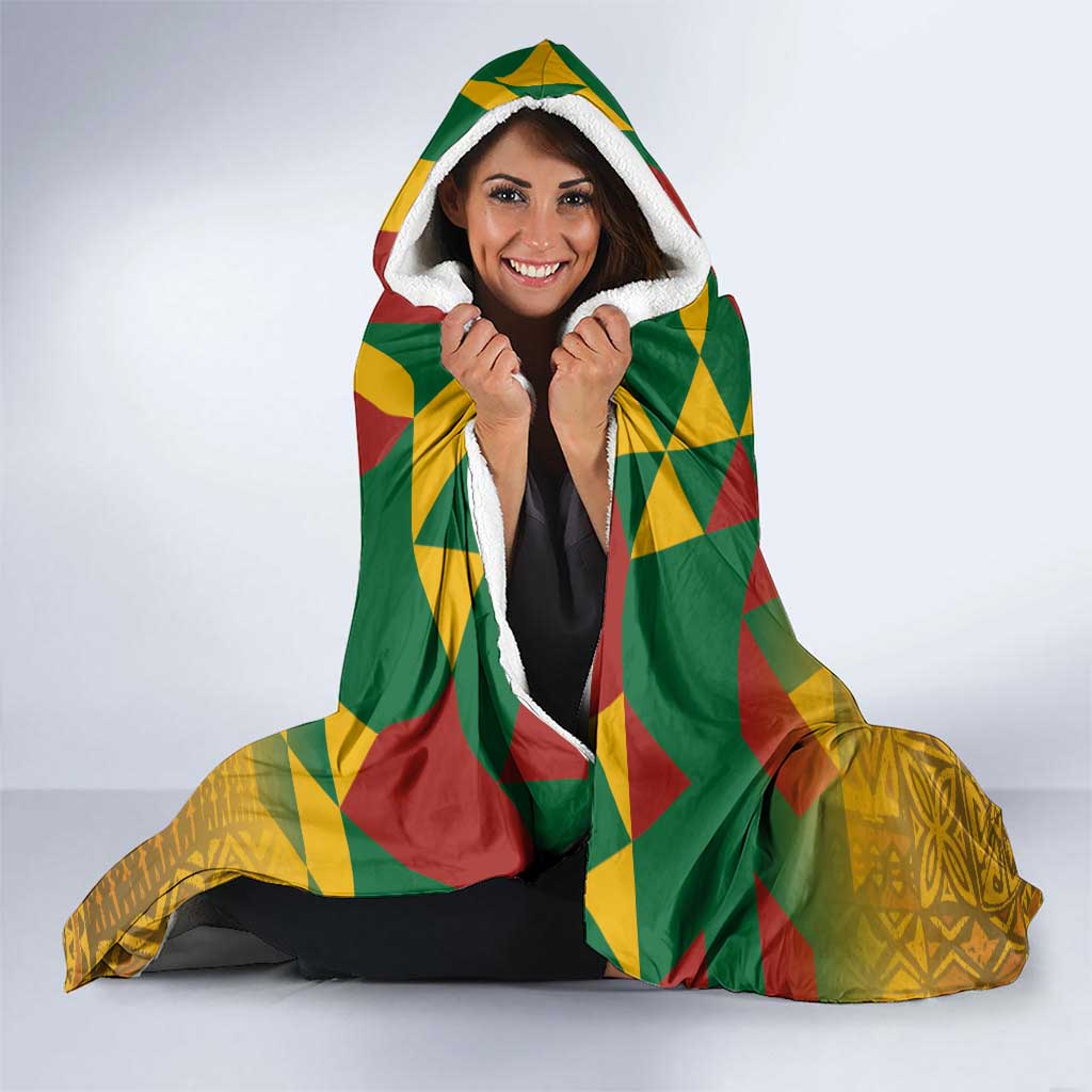 Melanesian Vanuatu Hooded Blanket With Tapa Tribal Pattern and Triangle Geometric Tricolor - Polynesian Pride