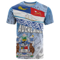 New Zealand Auckland T Shirt Auckland's Flag and Coat of Arms - Koru Art Maori Pattern LT03 Light Blue - Polynesian Pride