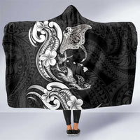 Hawaiian Manta Rays Hooded Blanket Tribal Hibiscus Polynesian Tattoos Black Color - Polynesian Pride