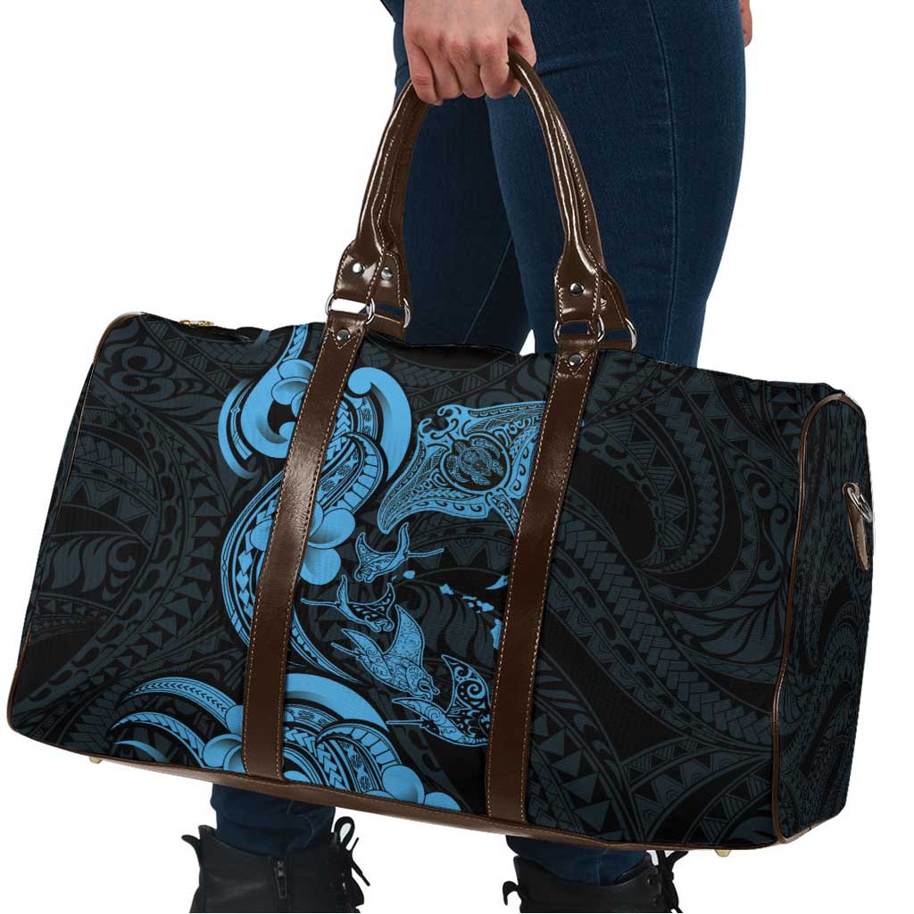 Hawaiian Manta Rays Travel Bag Tribal Hibiscus Polynesian Tattoos Blue Color - Polynesian Pride