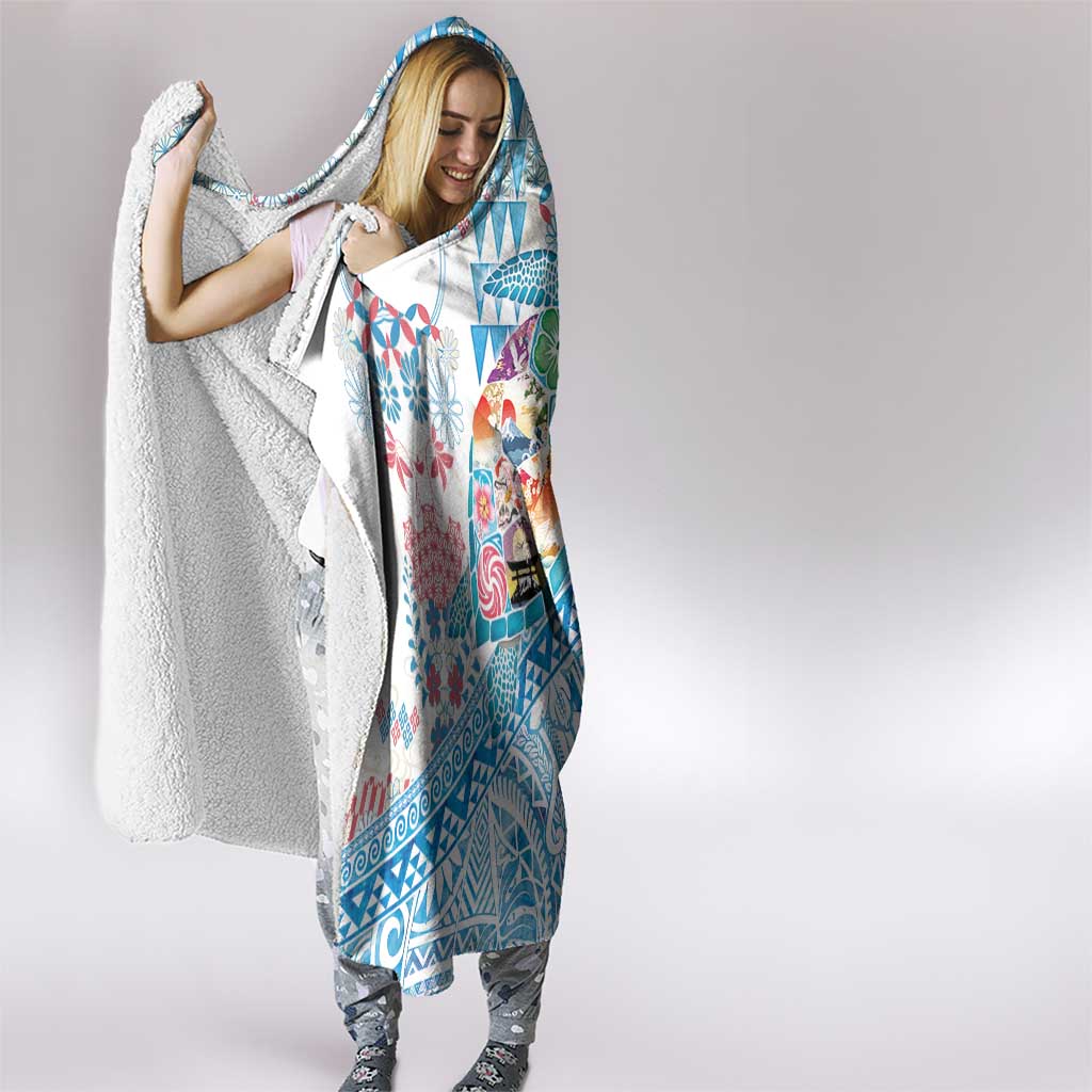 Hawaiian and Japanese Culture Together Hooded Blanket Tropical Honu with Japanese Elements Blue Color