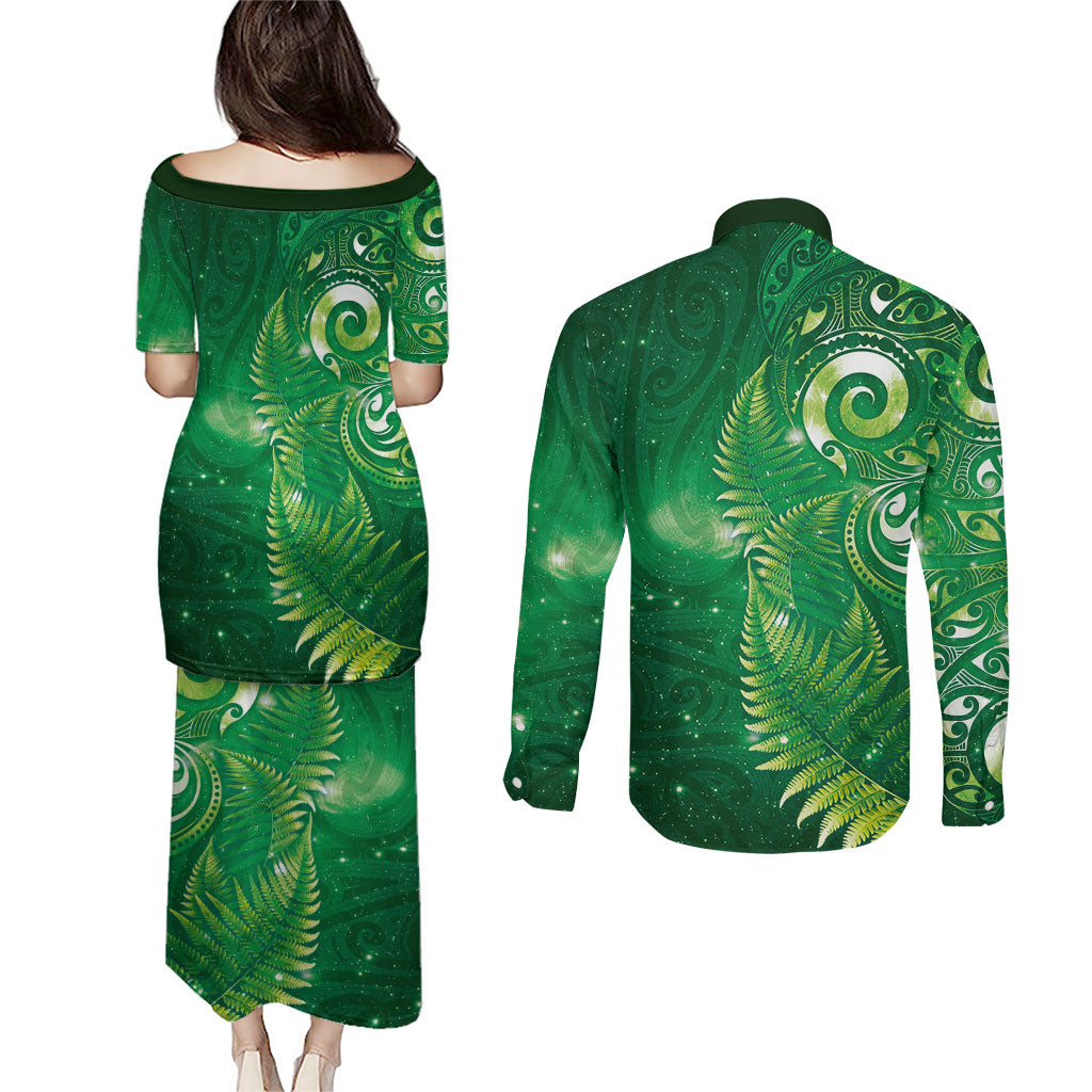 Aotearoa New Zealand New Year Couples Matching Puletasi and Long Sleeve Button Shirt Tribal Koru Tattoo Green Galaxy Maori Silver Fern LT03 - Polynesian Pride