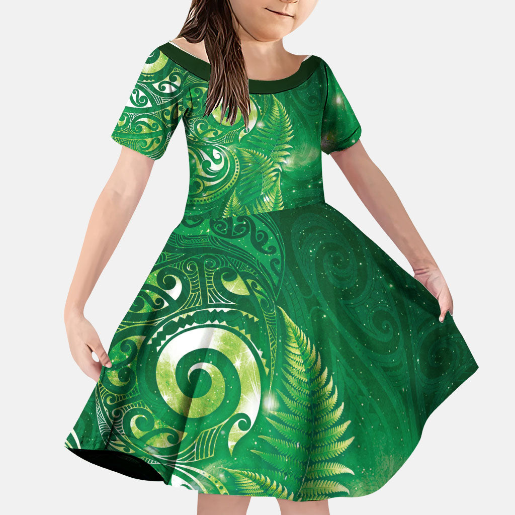 Aotearoa New Zealand New Year Family Matching Off The Shoulder Long Sleeve Dress and Hawaiian Shirt Tribal Koru Tattoo Green Galaxy Maori Silver Fern LT03 Daughter's Dress Green - Polynesian Pride