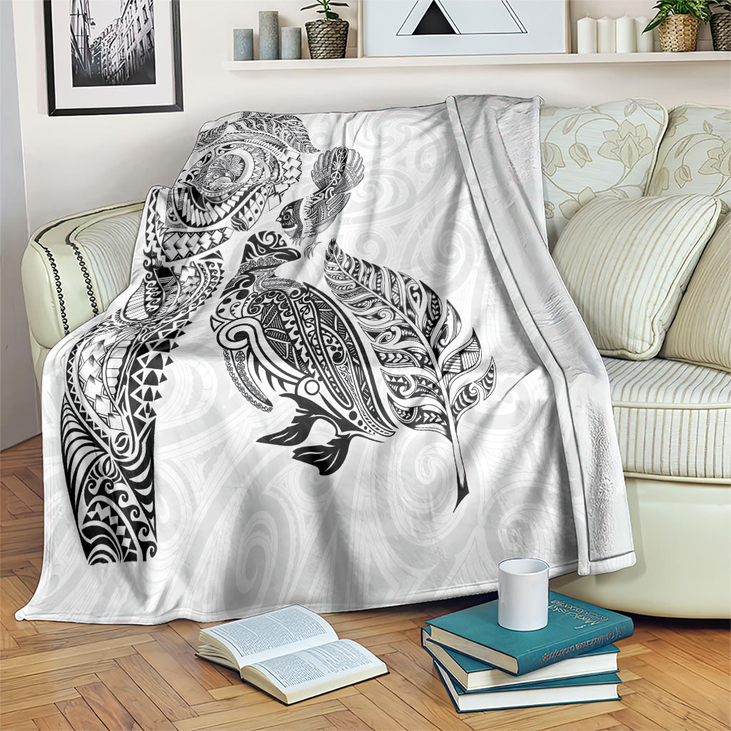 Aotearoa Moko Tribal Tattoo Blanket New Zealand Maori Penguin and Fantail White Color LT03 White - Polynesian Pride
