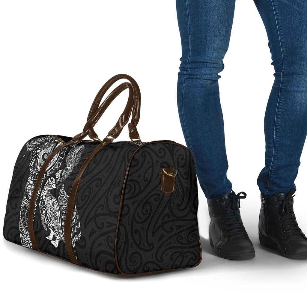 Aotearoa Moko Tribal Tattoo Travel Bag New Zealand Maori Penguin and Fantail Black Color LT03 - Polynesian Pride