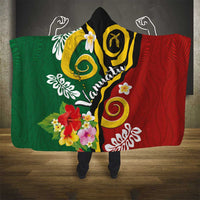 Melanesian Vanuatu Tribal Boar Tusk Hooded Blanket Tropical Plants and Namele Motifs - Polynesian Pride