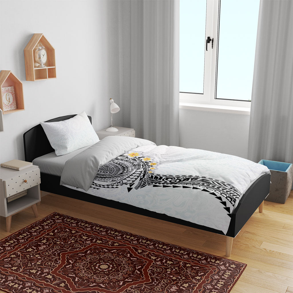 Hawaiian Tribal Tattoo and Plumeria Bedding Set Polynesian Pattern White Color