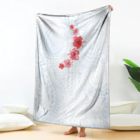 Hawaiian Tribal Tattoo and Hibiscus Blanket Polynesian Pattern Airy White Blue Cloud