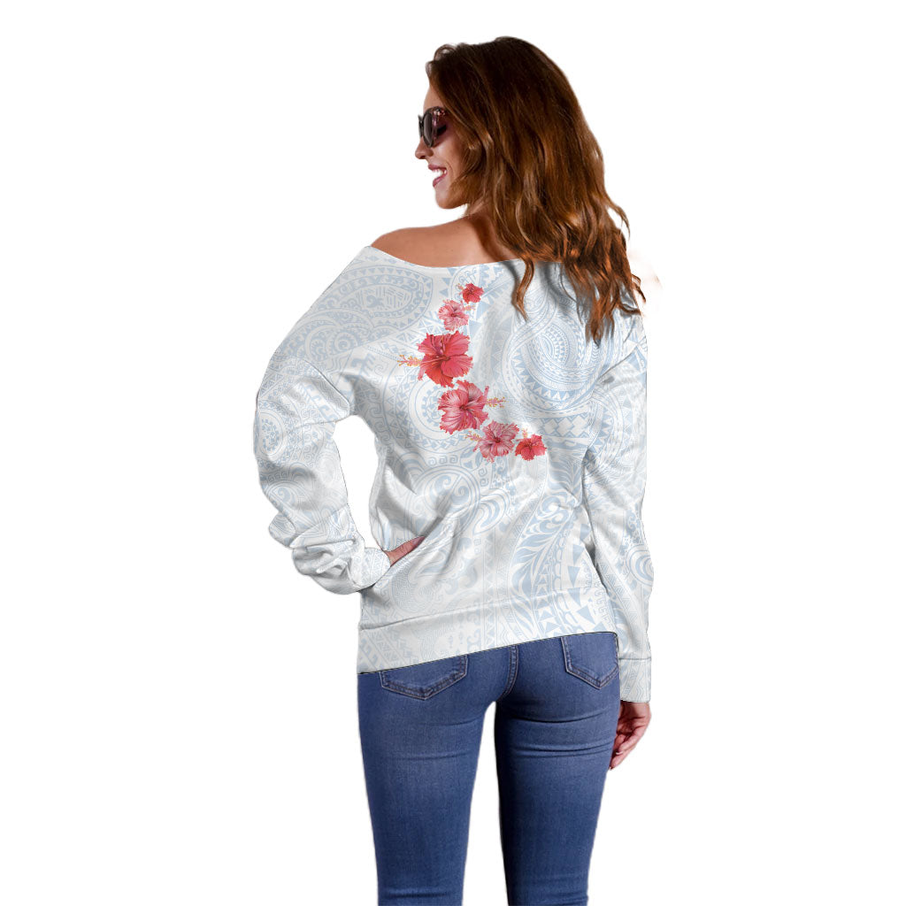 Hawaiian Tribal Tattoo and Hibiscus Off Shoulder Sweater Polynesian Pattern Airy White Blue Cloud