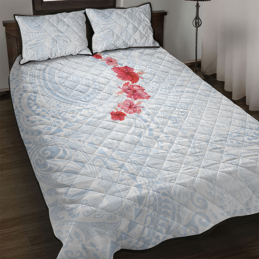 Hawaiian Tribal Tattoo and Hibiscus Quilt Bed Set Polynesian Pattern Airy White Blue Cloud