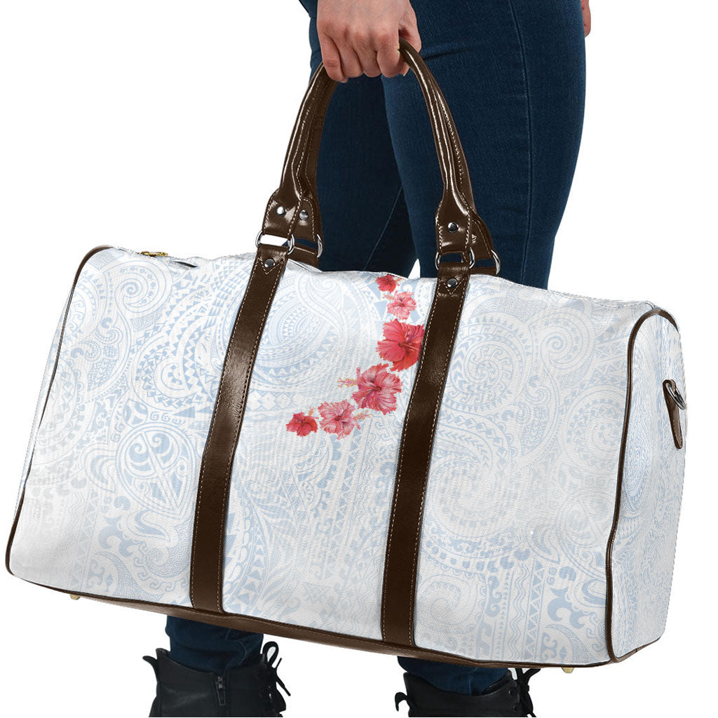 Hawaiian Tribal Tattoo and Hibiscus Travel Bag Polynesian Pattern Airy White Blue Cloud