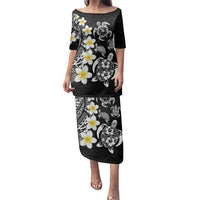 Hawaiian Plumeria Turtles Family Matching Puletasi and Hawaiian Shirt Polynesian Art Tattoo LT03 Mom's Dress Black - Polynesian Pride