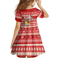 tonga-christmas-kid-short-sleeve-dress-the-santa-coat-of-arms-with-ngatu-and-snow-pattern