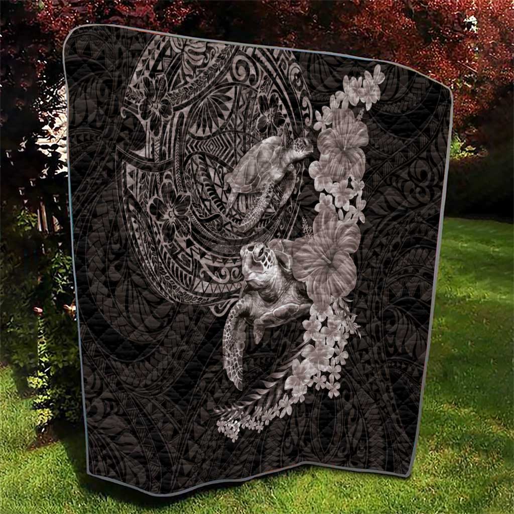 Hawaiian Plumeria and Hibiscus with Turtles Quilt Polynesian Art Grayscale - Polynesian Pride
