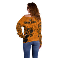 PNG Lae Snax Tigers Rugby Off Shoulder Sweater The Tigers Head and PNG Bird Polynesian Tattoo LT03 - Polynesian Pride