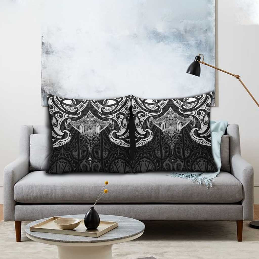 New Zealand Aotearoa Pillow Cover Maori Manta Ray Moko Black - Polynesian Pride