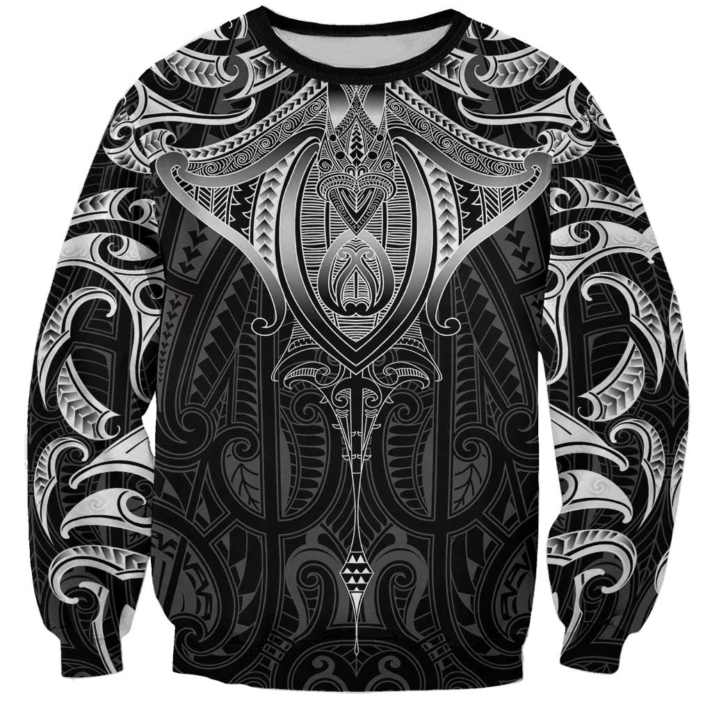 New Zealand Aotearoa Sweatshirt Maori Manta Ray Moko Black - Polynesian Pride