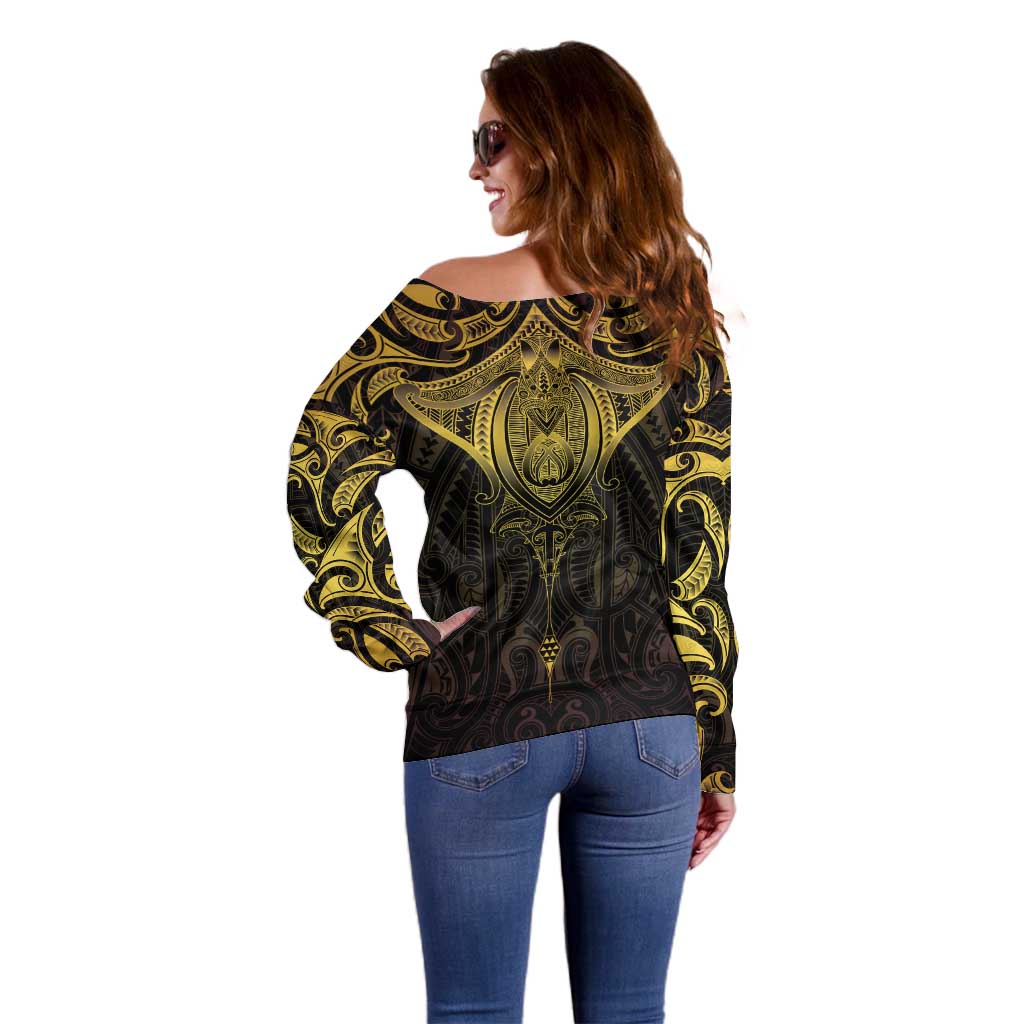 New Zealand Aotearoa Off Shoulder Sweater Maori Manta Ray Moko Gold LT05 - Polynesian Pride
