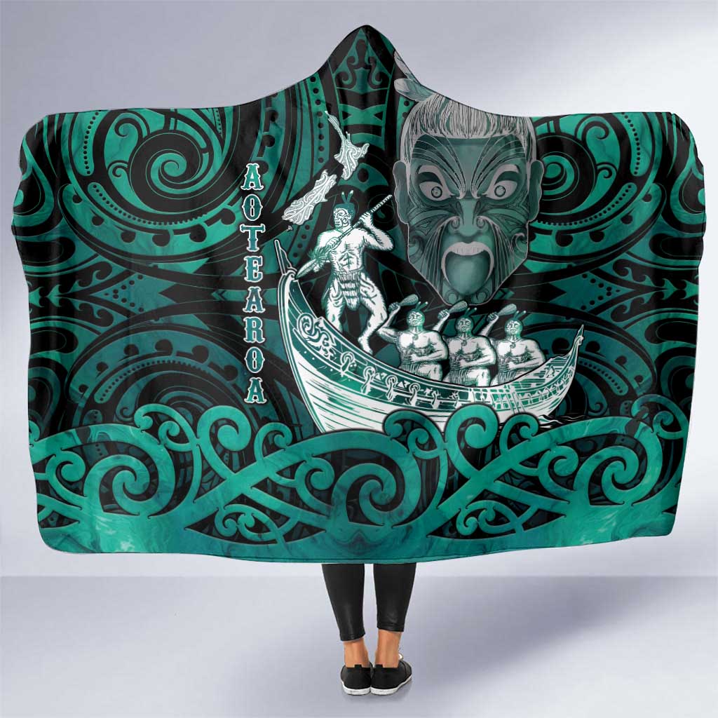 New Zealand Waka Racing Hooded Blanket Maori Warriors