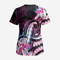 Polynesian Art Tattoo Scrub Top Plumeria Flowers Pink Gradient - Polynesian Pride